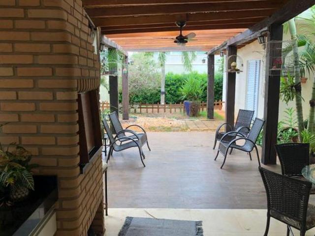 Casa de Condomínio para venda em Condomínio Terras Do Cancioneiro de 162.00m² com 3 Quartos, 3 Suite