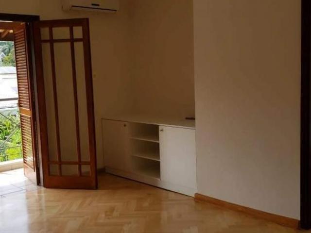 Casa de Condomínio para venda em Condomínio Village Visconde de Itamaracá de 360.00m² com 3 Quartos