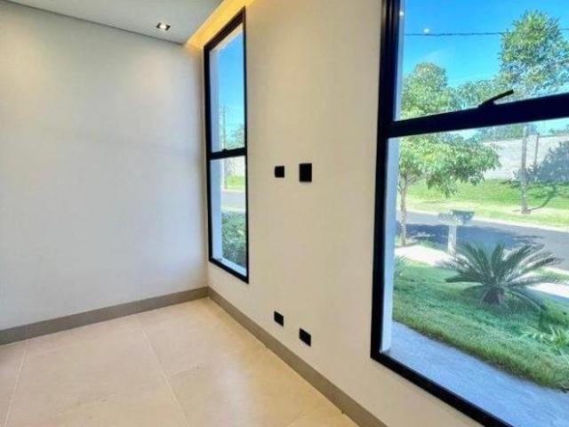 Casa de Condomínio para venda em Damha 3 de 391.00m² com 3 Quartos, 3 Suites e 2 Garagens