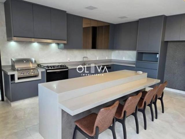 Casa de Condomínio para venda em Damha V de 260.00m² com 3 Quartos, 3 Suites e 2 Garagens