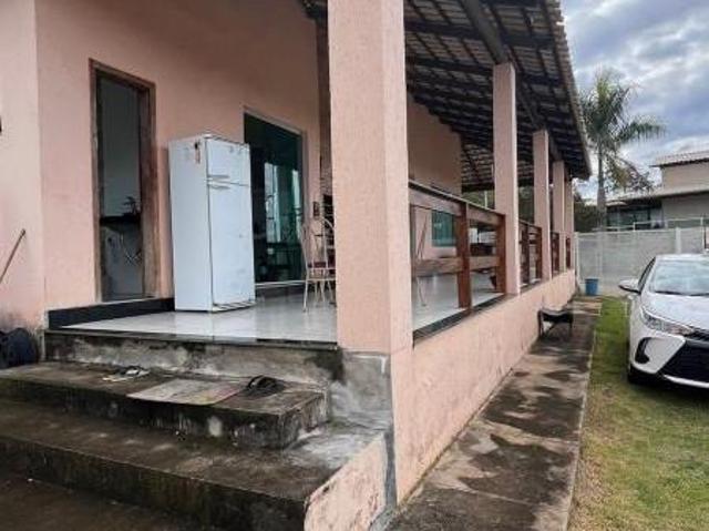 Casa de Condomínio para venda em Estância das Petúnias, Lago