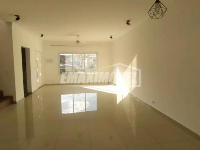 Casa de Condomínio para venda em Horto Florestal de 164.00m² com 3 Quartos, 1 Suite e 2 Garagens