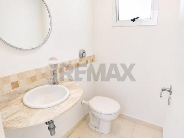 Casa de Condomínio para venda em Jardim Americano de 125.00m² com 3 Quartos, 1 Suite e 3 Garagens