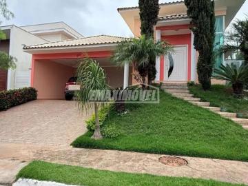 Casa de Condomínio para venda em Jardim Europa de 200.00m² com 3 Quartos, 2 Suites e 4 Garagens