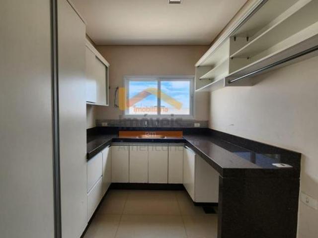 Casa de Condomínio para venda em Loteamento Residencial Jardim Villagio de 450.00m² com 5 Quartos, 5