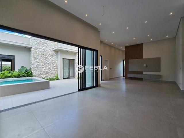 Casa de Condomínio para venda em Loteamento Residencial Jardim Villagio de 225.00m² com 3 Quartos, 3