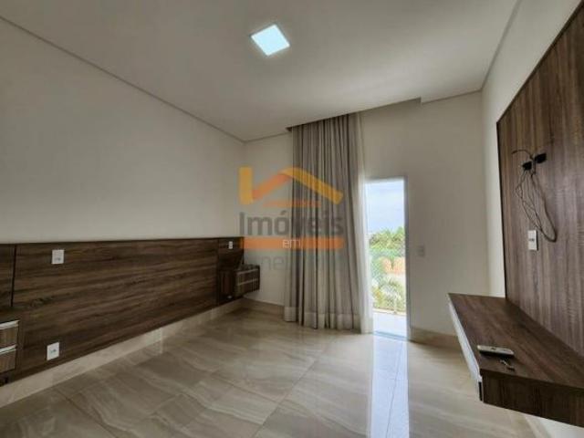 Casa de Condomínio para venda em Loteamento Residencial Jardim Villagio de 250.00m² com 3 Quartos, 3