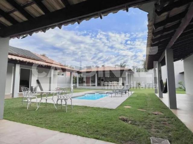 Casa de Condomínio para venda em Quinta Dos Buritis de 380.00m² com 3 Quartos, 1 Suite e 4 Garagens