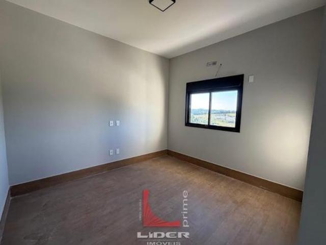 Casa de Condomínio para venda em Res. Colinas De São Francisco de 200.00m² com 3 Quartos, 3 Suites e