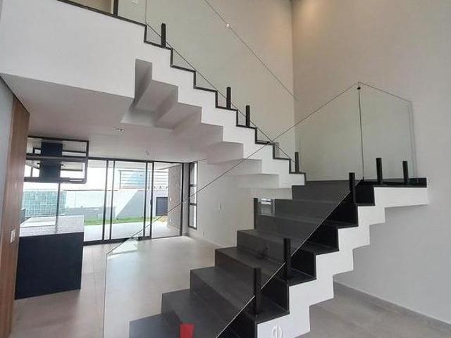 Casa de Condomínio para venda em Res. Euroville Ii de 410.00m² com 3 Quartos, 3 Suites e 4 Garagens