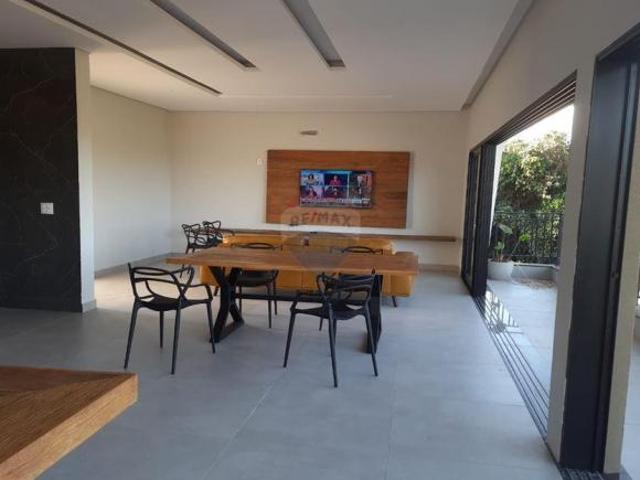 Casa de Condomínio para venda em Rodovia Lmg 856 de 395.00m² com 4 Quartos, 4 Suites e 6 Garagens