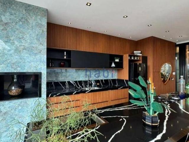 Casa de Condomínio para venda em Saint Patrick de 500.00m² com 4 Quartos, 4 Suites e 4 Garagens