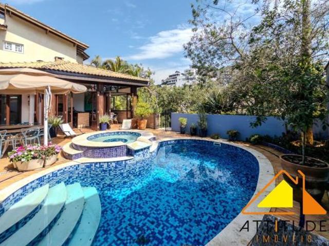 Casa de Condomínio para venda em Swiss Park de 304.48m² com 3 Quartos, 3 Suites e 6 Garagens
