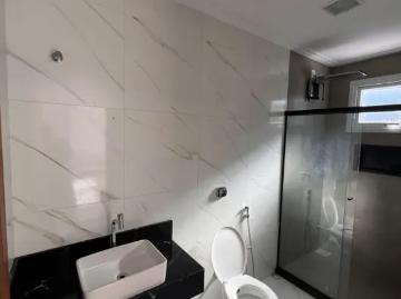 Casa de condomínio para venda possui 155 metros quadrados com 4 quartos