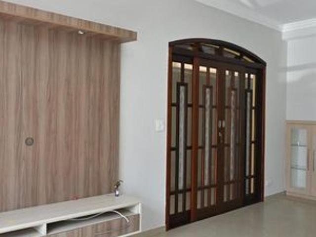 Casa de condomínio para alugar com 193m², 3 quartos e 2 vagas