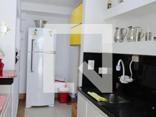 Casa de condomínio para alugar com 340m², 3 quartos e 3 vagas
