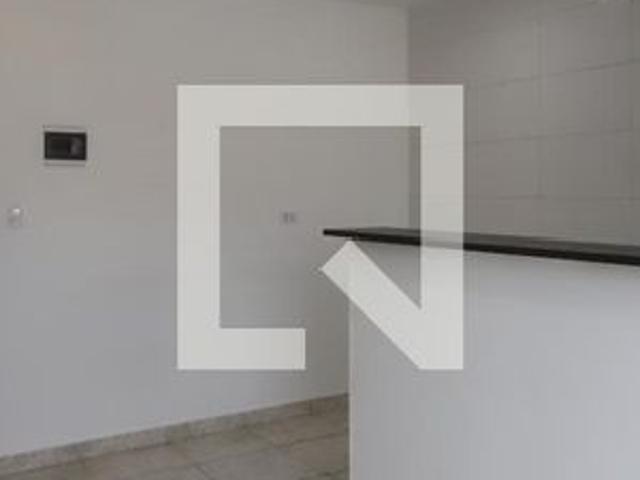 Casa de condomínio para alugar com 30m², 1 quarto e sem vaga