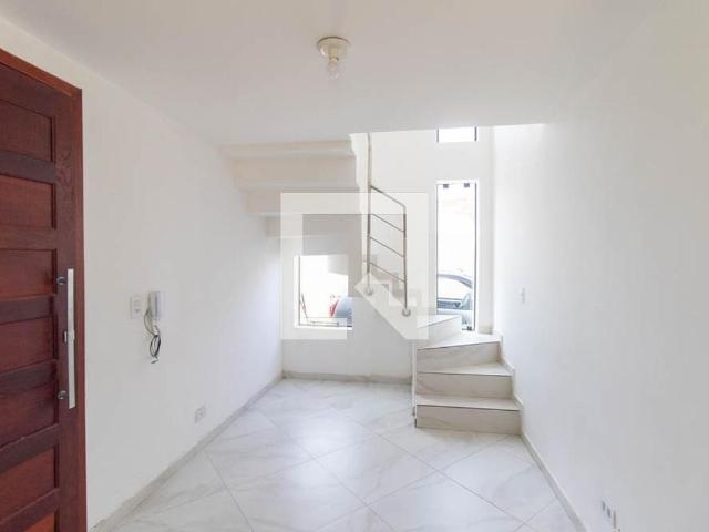 Casa de condomínio para alugar com 46m², 2 quartos e 2 vagas
