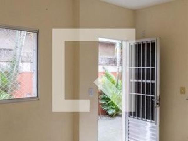 Casa de condomínio para alugar com 55m², 2 quartos e 1 vaga