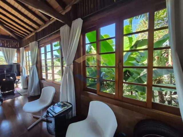 Casa de Condomínio Para Alugar Em Caxambu de 320.00 m² Com 3 Quartos, 3 Suites E 6 Garagens