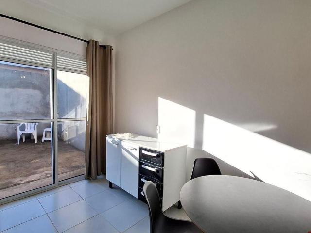 Casa de Condomínio Para Alugar Em Garden Rni Bady Bassitt de 43.00 m² Com 2 Quartos E 1 Garagem