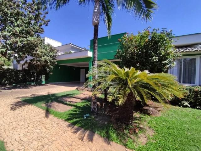 Casa de Condomínio Para Alugar Em Monte Alegre de 296.00 m² Com 3 Quartos, 1 Suite E 4 Garagens