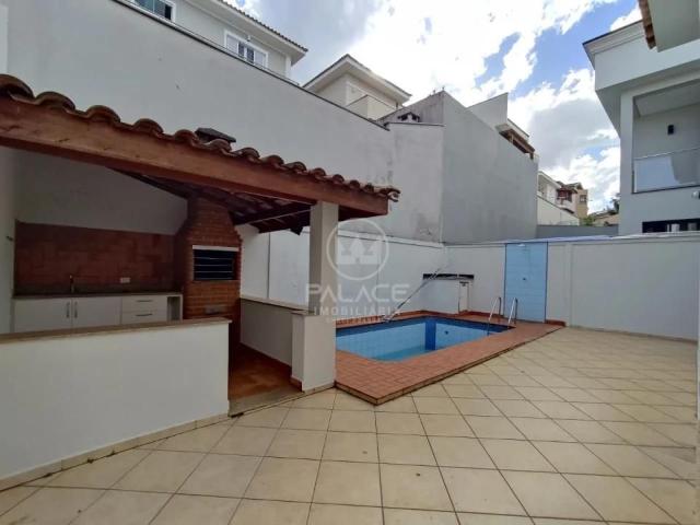 Casa de Condomínio Para Alugar Em Terras de Piracicaba de 201.00 m² Com 3 Quartos, 1 Suite E 4 Garage