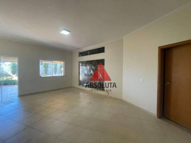 Casa de Condomínio Para Alugar Em Vale Das Paineiras de 290.00 m² Com 3 Quartos, 1 Suite E 6 Garagens