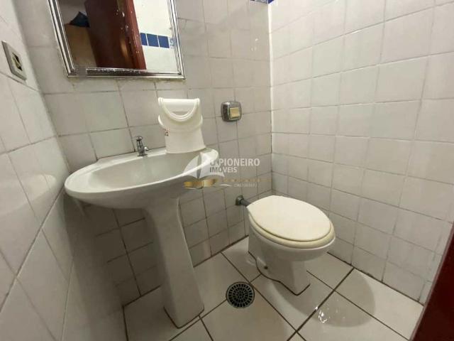 Casa de condomínio, para locação anual, em Barra do Una