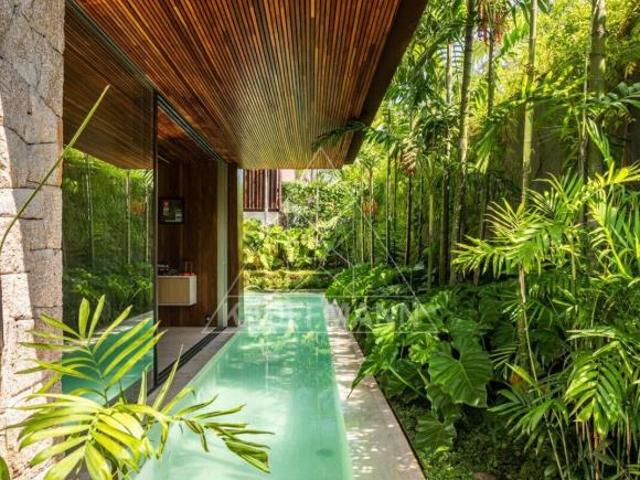 Casa de Condomínio, Venda no Alto de Pinheiros 4 Suítes 6 Vagas 1600m² de Área Construída
