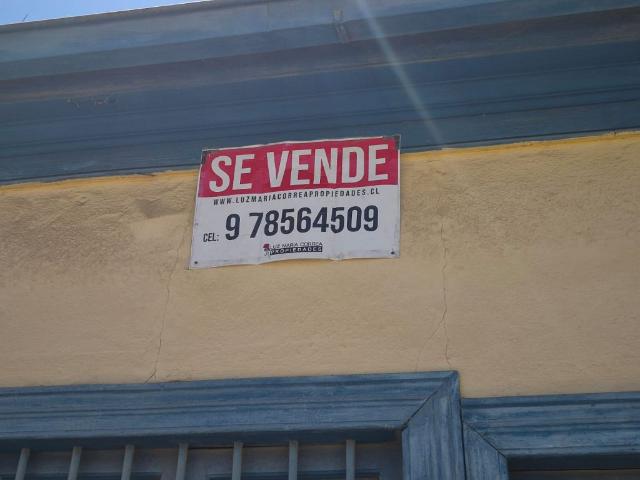 Casa de construccion antigua en calle teresa la calera