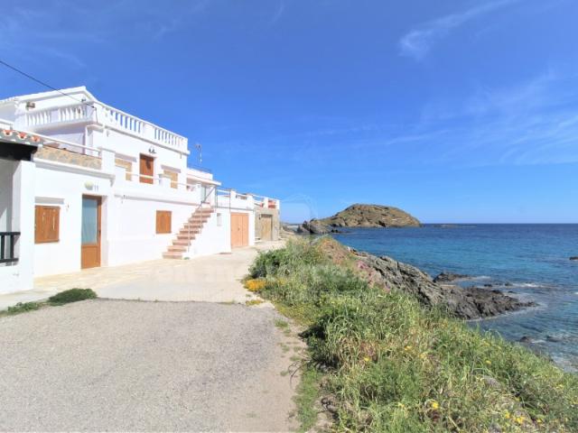 Casa de costa en primera línea de mar en Sa Mesquida