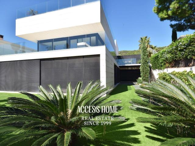 Casa de diseño en venta en urbanización Sant Berger Teià 627m² Teià