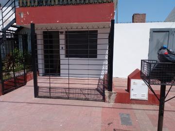 CASA DE DOS DORM CON COCHERA