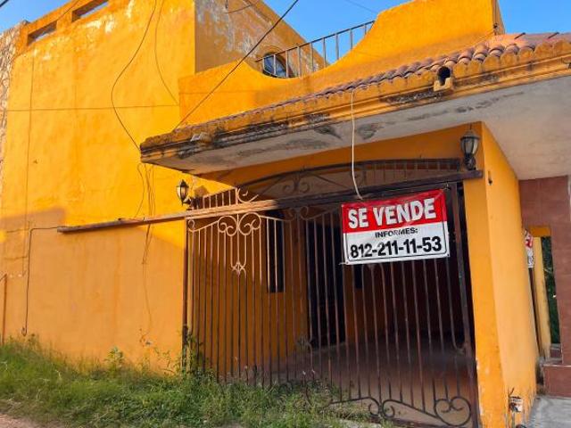 Casa de dos plantas con 2 recamaras
