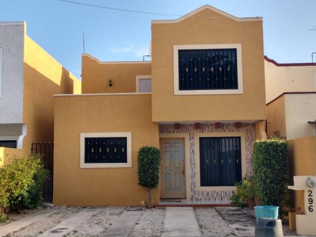 Casa de dos plantas en Montecarlo