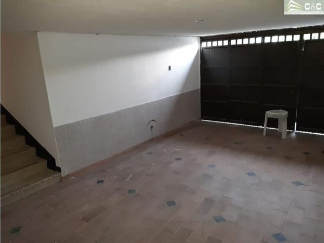 Casa de Dos plantas para Renta 9380
