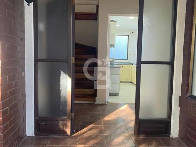 Casa de ensueño con jardín y espacios luminosos | 5 dormitorios por 6500.00 en Osorno