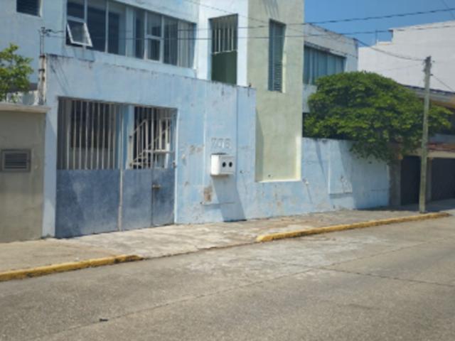 CASA DE ENTREGA INMEDIATA EN AVENIDA GUTIERREZ ZAMORA, COATZACOALCOS CENTRO