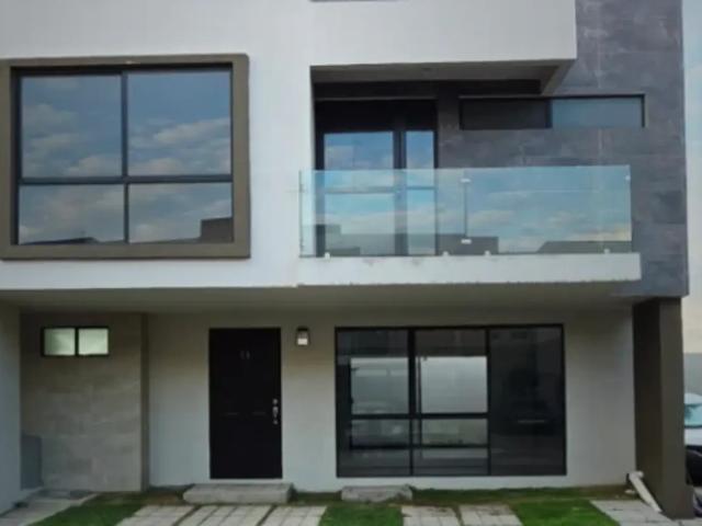 CASA DE ENTREGA INMEDIATA EN FERNANDO VALENZUELA, SAN MARTIN XICO NUEVO, CHALCO ESTADO DE MEX