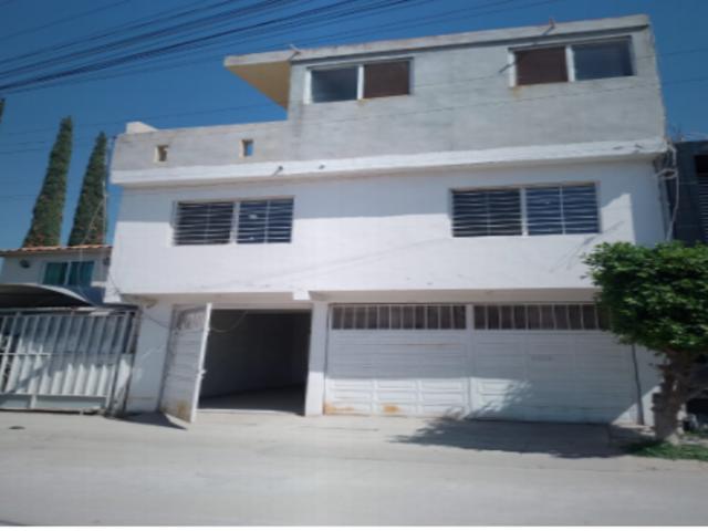 CASA DE ENTREGA INMEDIATA EN HACIENDA DE SOPEÑA.SILAO, GTO