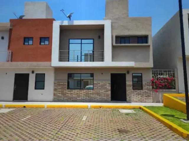 CASA DE ENTREGA INMEDIATA EN PRIV. PERIETA, COL. REAL DE ALCALA, TECAMAC, ESTADO DE MEXICO