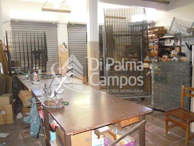 Casa de esquina com salão comercial no Ipiranga a 130 m do Monumento