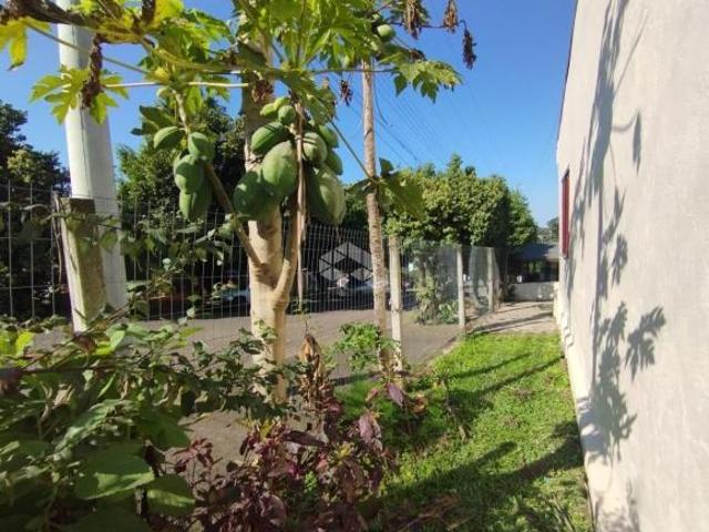 Casa de esquina com 3 dormitórios em Santa Cruz do Sul