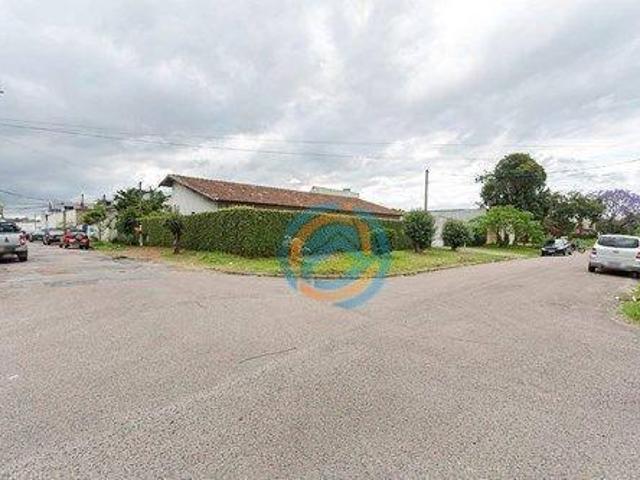 Casa de esquina com 5 dormitórios à venda, 260 m² por R$ 690.000 Boqueirão Curitiba/PR