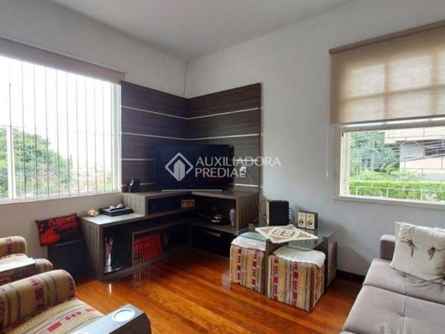 Casa de esquina comercial/residencial no bairro Higienópolis