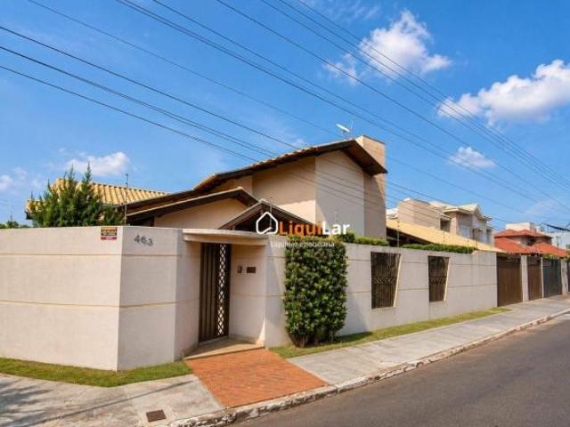 Casa de Esquina à Venda no Vilas Boas com 3 Suítes, Closet e Varanda Gourmet