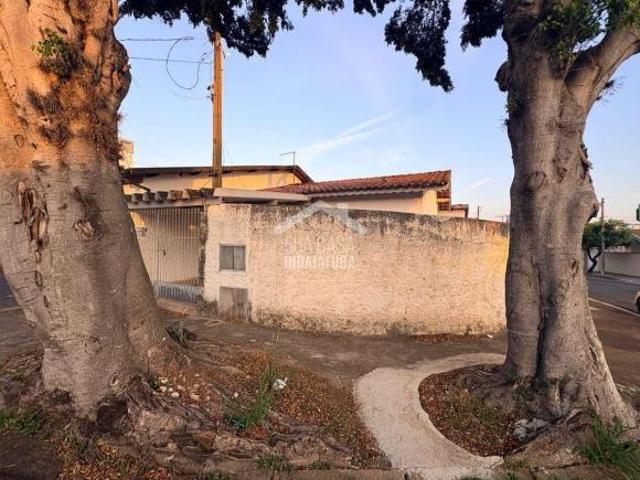 Casa de esquina à venda Residencial ou Comercial