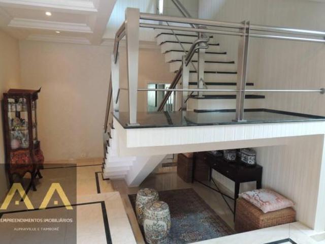 CASA DE ESQUINA A VENDA RIQUÍSSIMO ACABAMENTO EM MÁRMORE 4 SUÍTES, COMPLETA