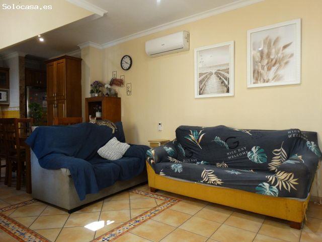 CASA DE ESQUINA EN VENTA EN LA POBLACIÓN DE VILLANUEVA DEL ROSARIO, PROVINCIA MALAGA